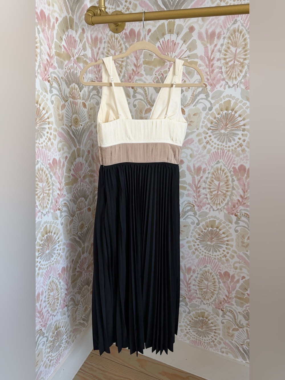 NEW NWT Simkhai Stephanie Pleated Poplin Midi Dress Size 0 - Picture 7 of 8